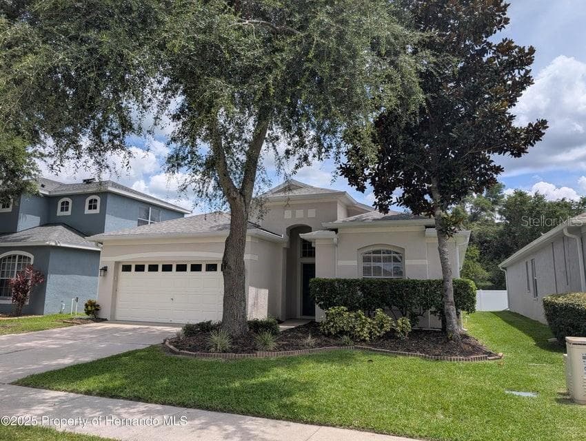 109 FAIRMONT DRIVE SPRING HILL, FL 34609