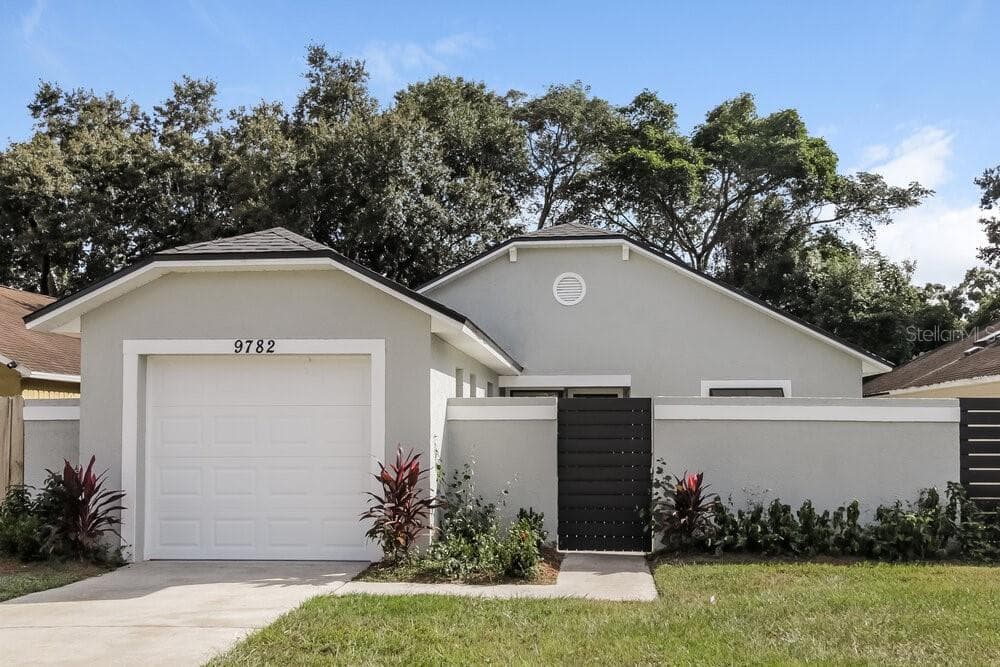 9782 PINEY POINT CIRCLE ORLANDO, FL 32825