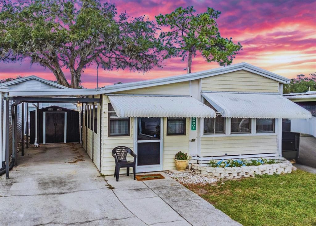 39301 MAHER DRIVE ZEPHYRHILLS, FL 33542