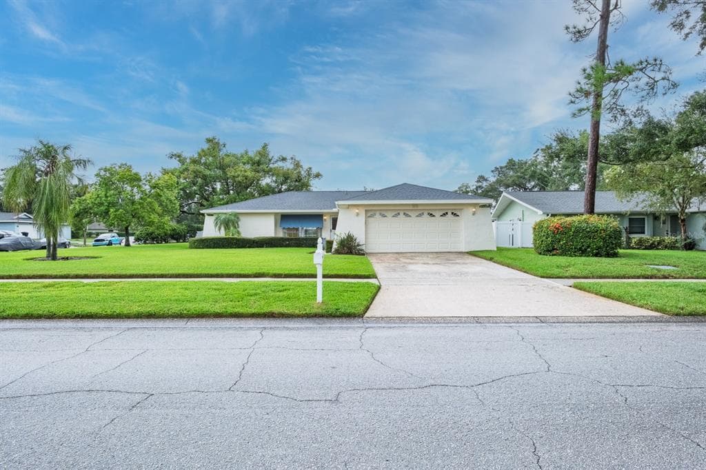 2812 FAIR GREEN DRIVE CLEARWATER, FL 33761