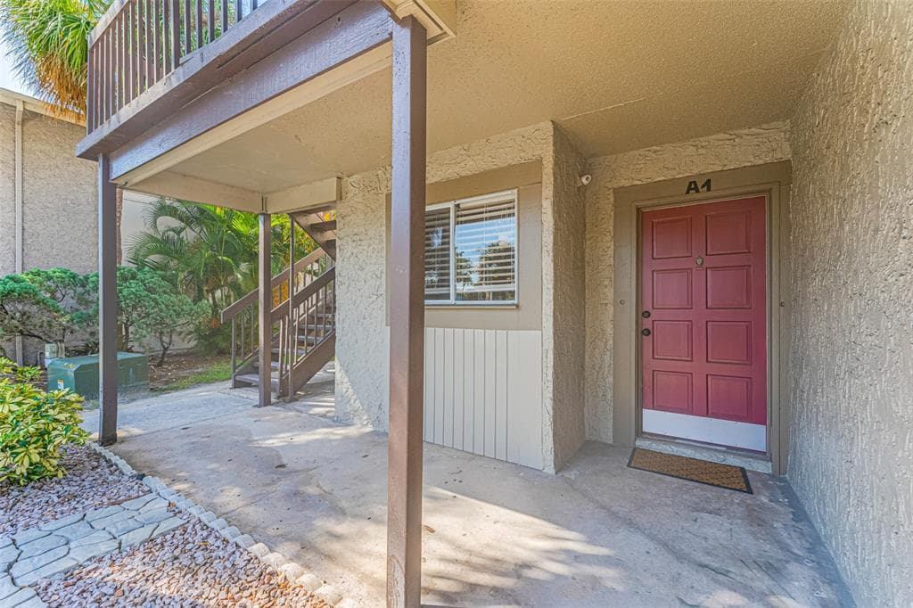 6332 NEWTOWN CIRCLE UNIT 32A1 TAMPA, FL 33615