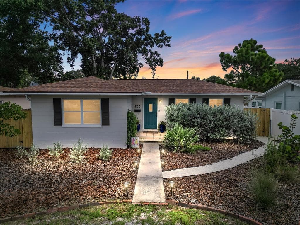 755 74TH AVENUE N ST PETERSBURG, FL 33702