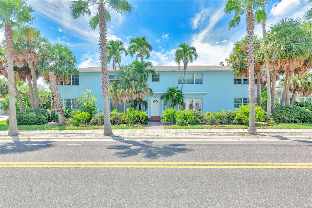 1800 PASS A GRILLE WAY UNIT 4 ST PETE BEACH, FL 33706