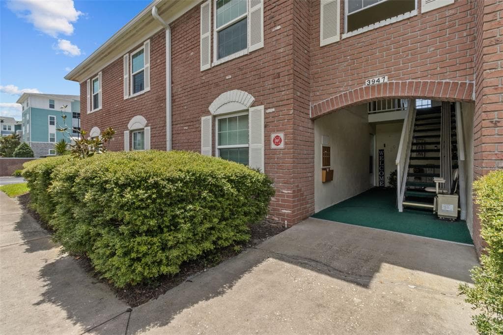 3947 35TH WAY S UNIT 132 ST PETERSBURG, FL 33711