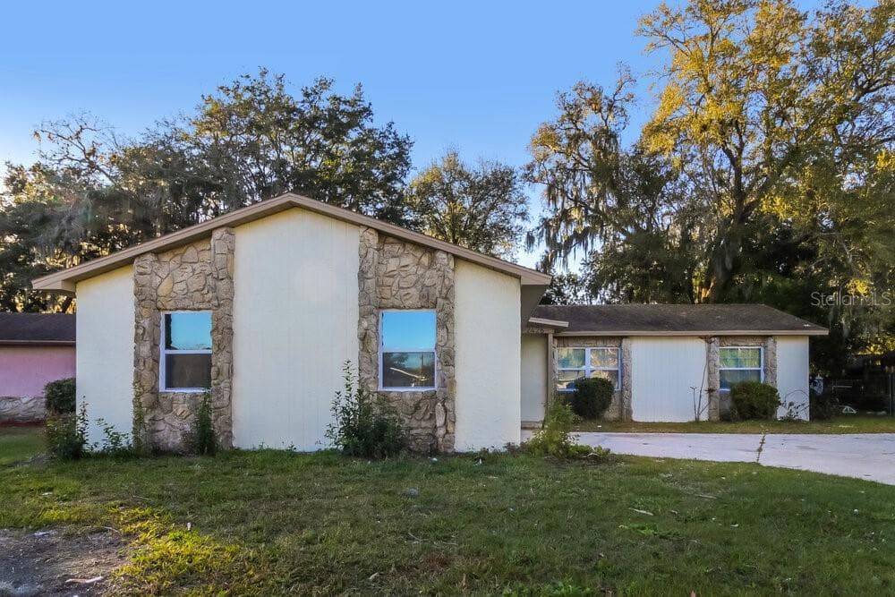 2426 SABLE DRIVE KISSIMMEE, FL 34744