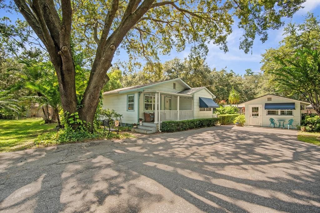 3790 KEYSTONE ROAD TARPON SPRINGS, FL 34688
