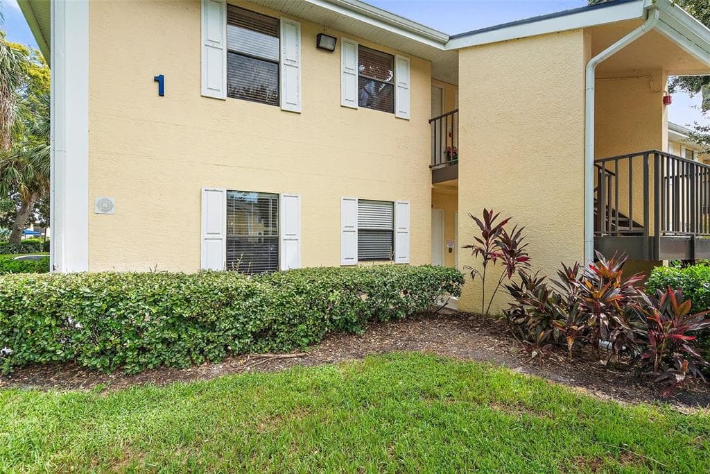 3001 58TH AVENUE S UNIT 101 ST PETERSBURG, FL 33712