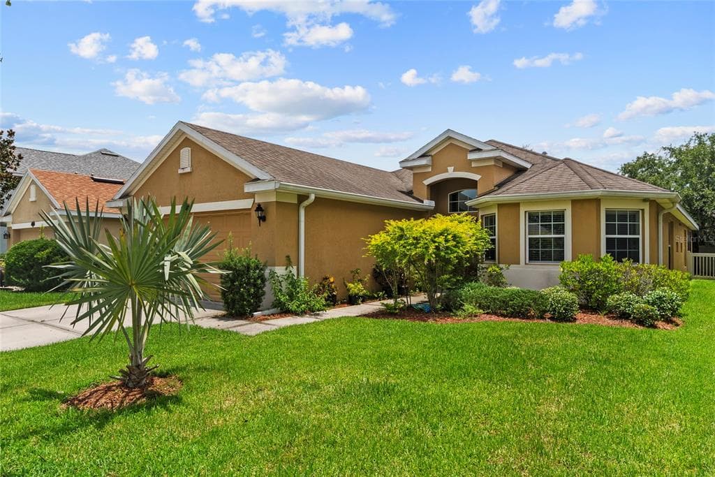 11129 ANCIENT FUTURES DRIVE TAMPA, FL 33647