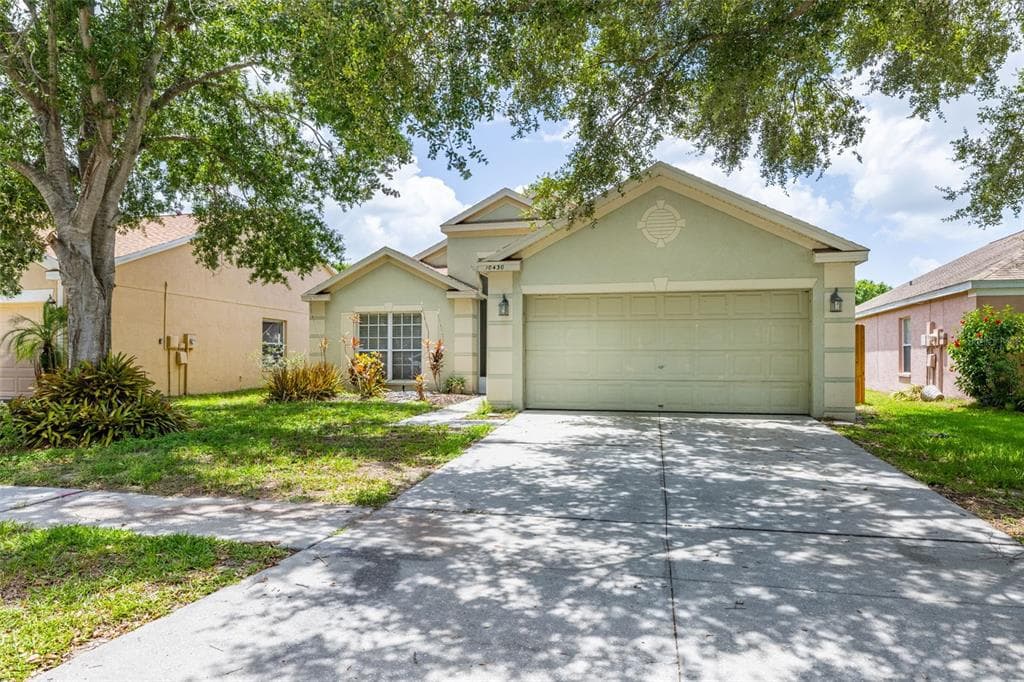 10430 HALLMARK RIVERVIEW, FL 33578