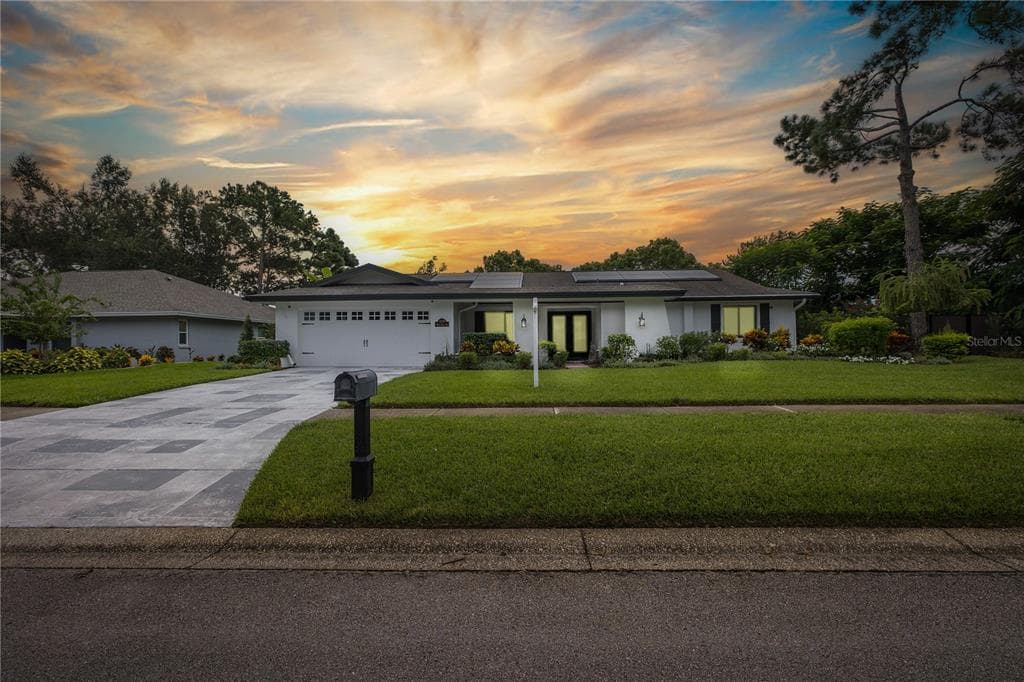 3139 HYDE PARK DRIVE CLEARWATER, FL 33761