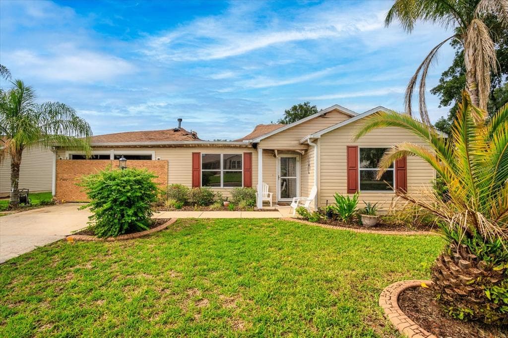 2328 DUE WEST DRIVE THE VILLAGES, FL 32162