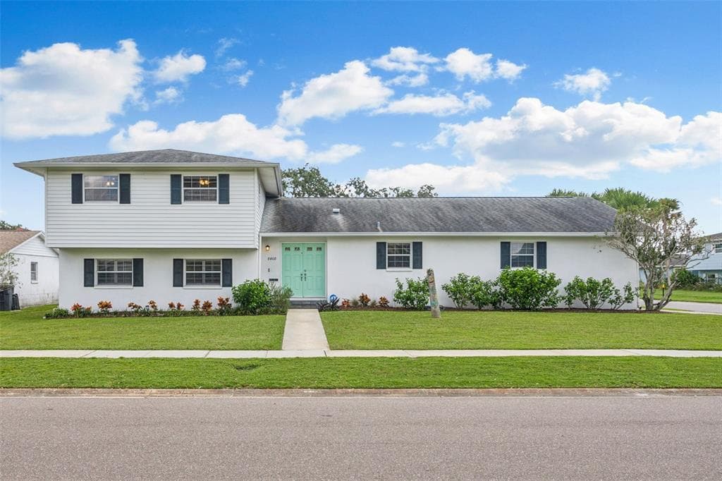 8408 GRANITE PLACE TAMPA, FL 33615