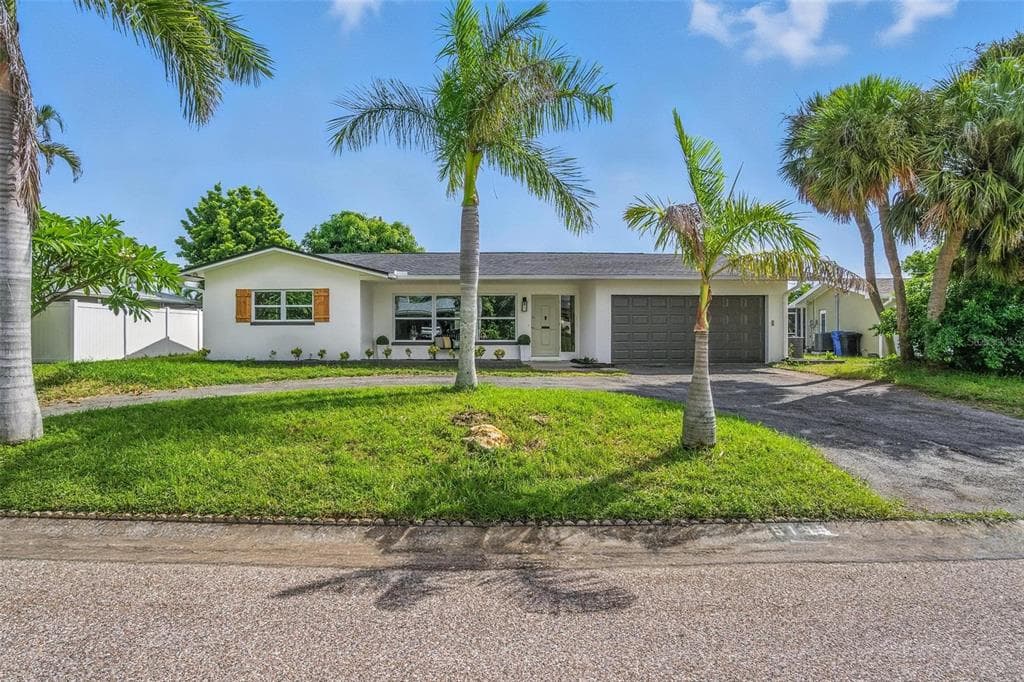 5198 40TH STREET S ST PETERSBURG, FL 33711