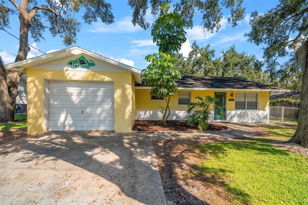 9217 MAYNARD AVENUE NEW PORT RICHEY, FL 34654