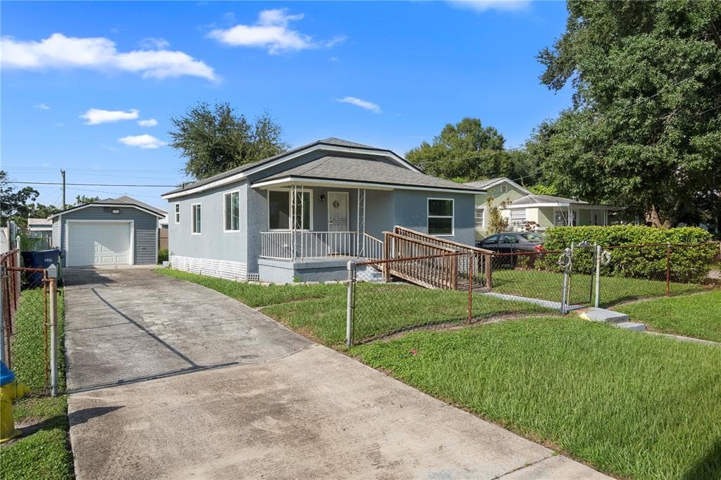 2717 W PALMETTO ST TAMPA, FL 33607