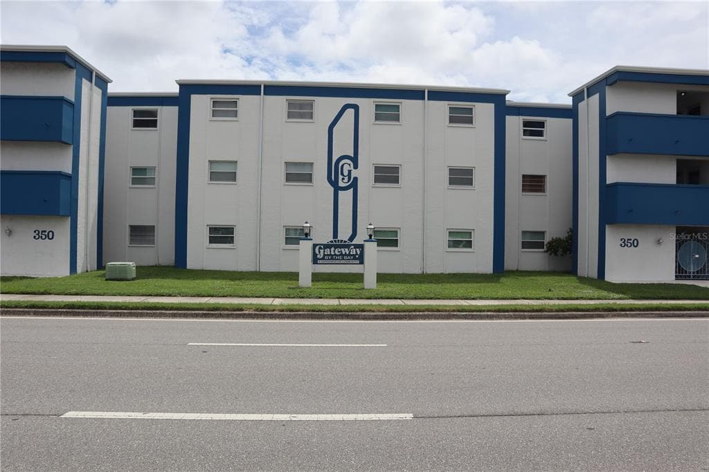 350 79TH AVENUE N UNIT 236