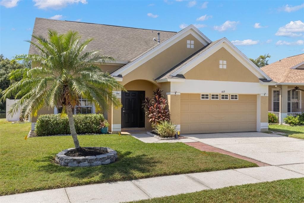 6619 SUMMER COVE DRIVE