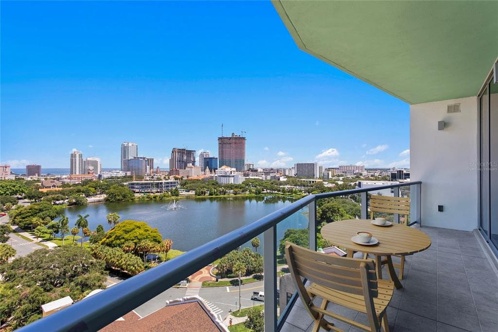 777 3RD AVENUE N UNIT 1204 ST PETERSBURG, FL 33701