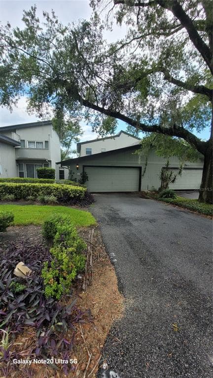 2039 LAKE ALDEN DRIVE APOPKA, FL 32712