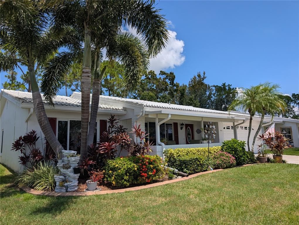 9154 42ND LANE N UNIT 5 PINELLAS PARK, FL 33782