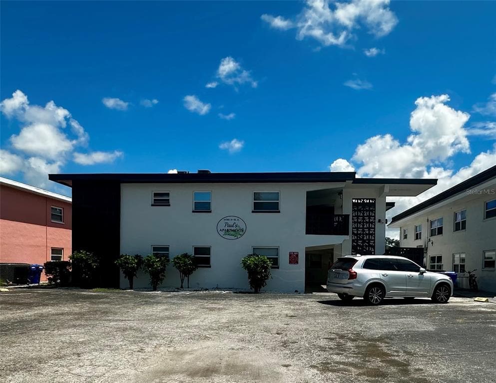 11705 3RD STREET E UNIT 2 TREASURE ISLAND, FL 33706