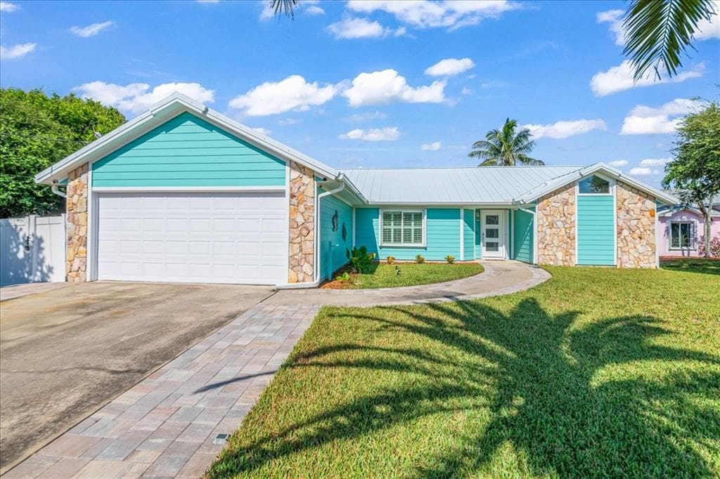 5120 PALM DRIVE MELBOURNE BEACH, FL 32951
