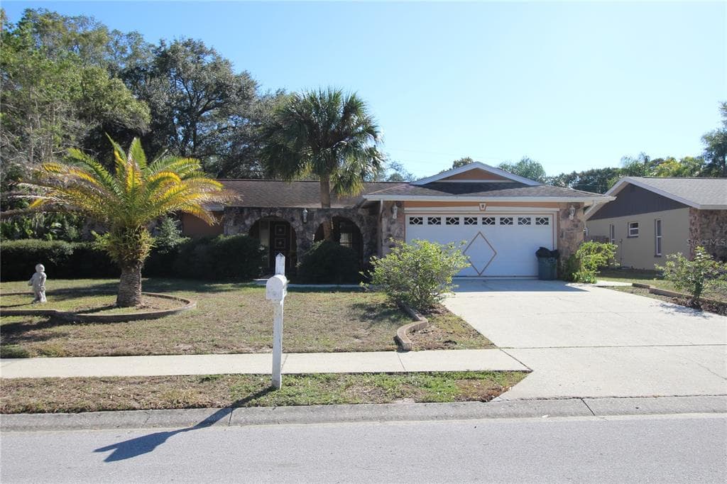 2848 RUSTIC OAKS DRIVE PALM HARBOR, FL 34684