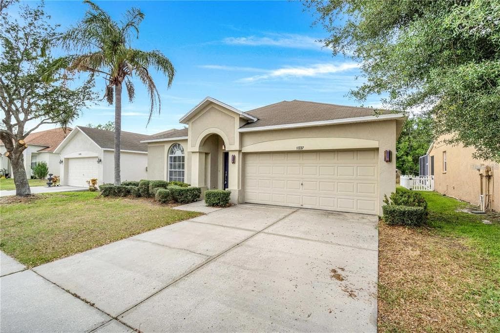11337 VILLAGE BROOK DRIVE RIVERVIEW, FL 33579
