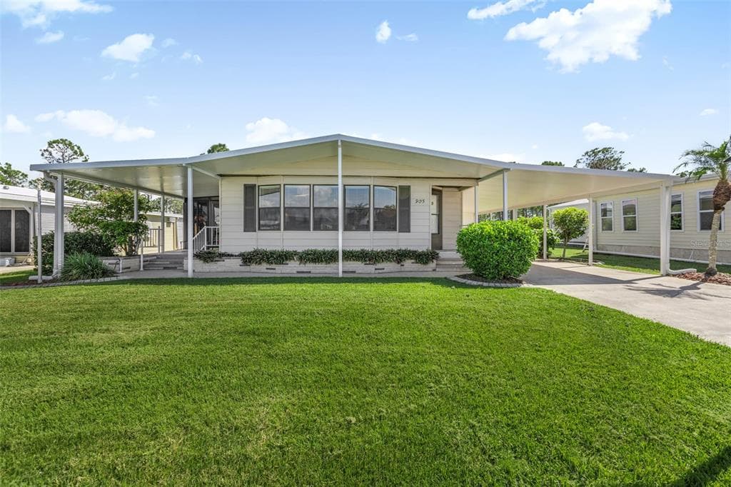 905 IGLESIA DRIVE NORTH PORT, FL 34287