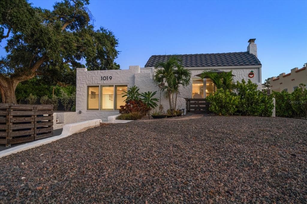 1019 UNION STREET CLEARWATER, FL 33755