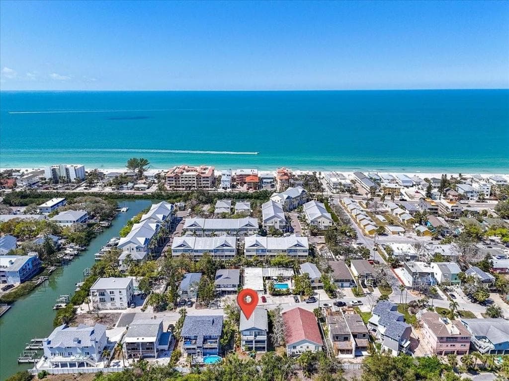 611 2ND STREET UNIT B INDIAN ROCKS BEACH, FL 33785
