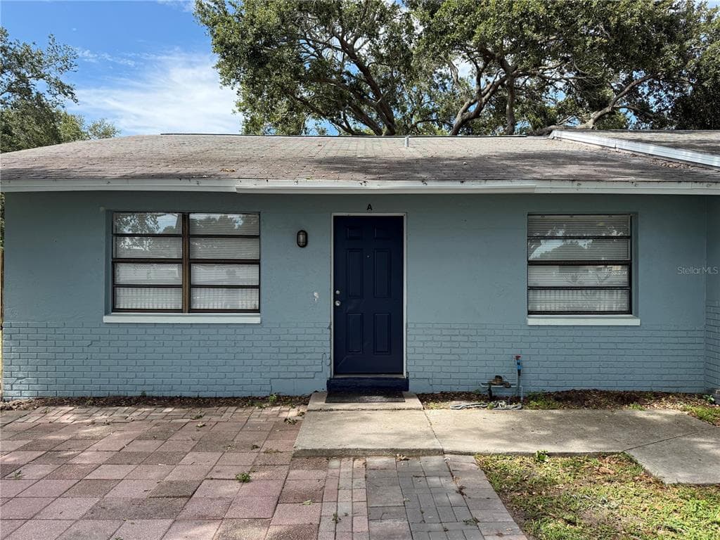 950 BELTREES STREET DUNEDIN, FL 34698