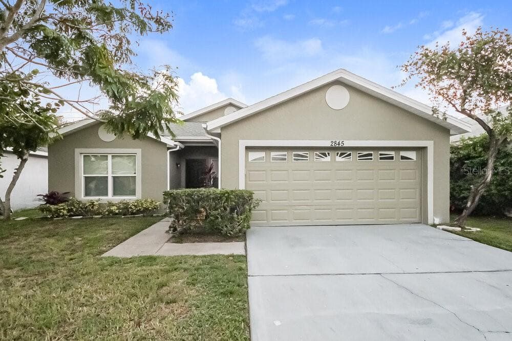 2845 FALLING TREE CIRCLE ORLANDO, FL 32837