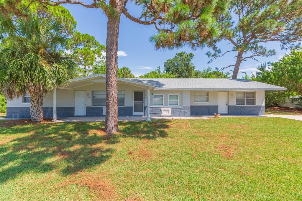 7335 NEW YORK AVENUE HUDSON, FL 34667