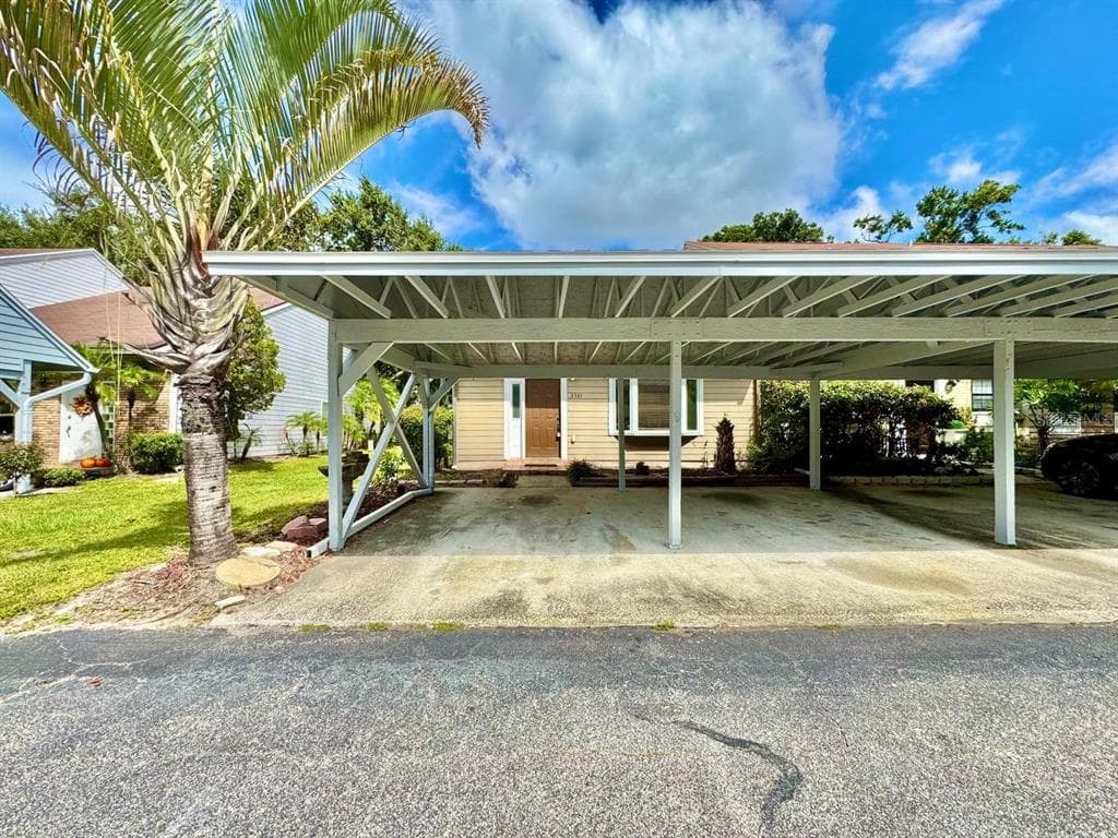 3361 W HIDDEN HAVEN COURT TAMPA, FL 33607