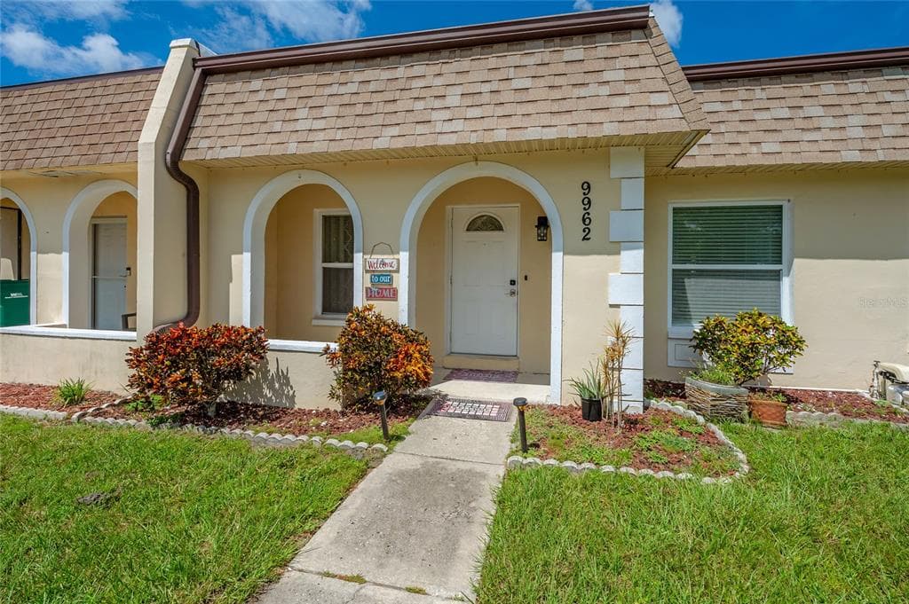 9962 85TH STREET SEMINOLE, FL 33777