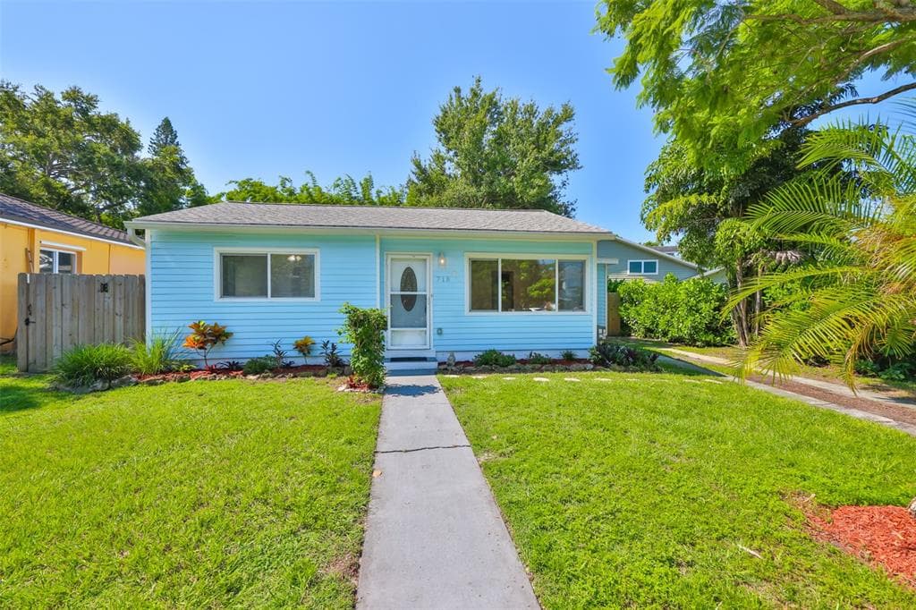 718 12TH AVENUE N ST PETERSBURG, FL 33701