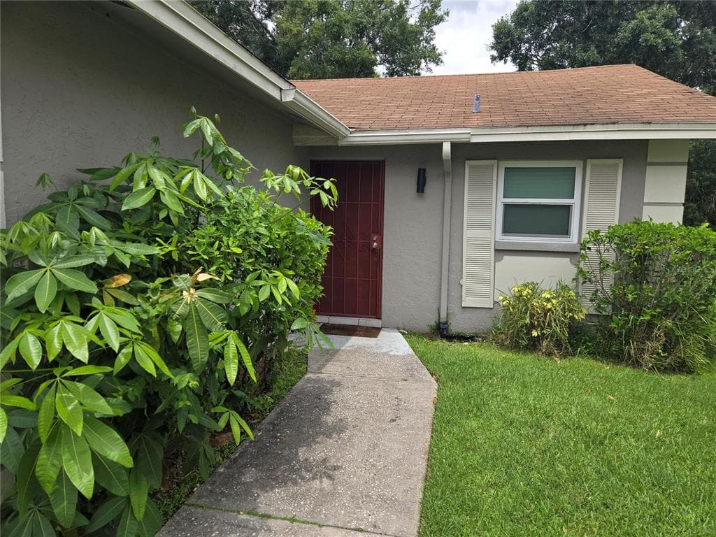 4511 W HUMPHREY STREET TAMPA, FL 33614