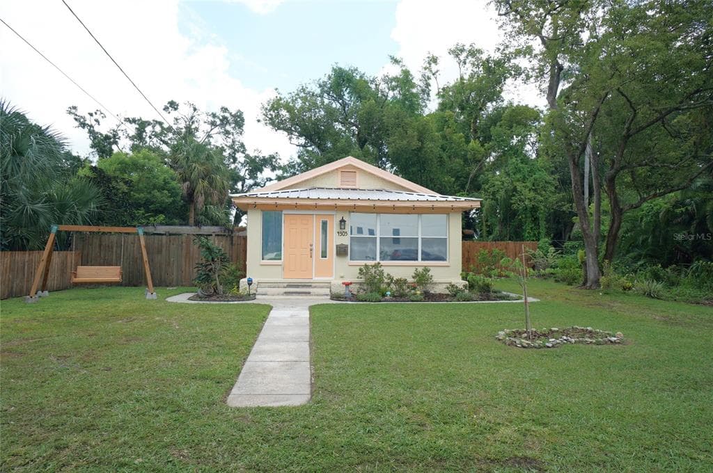 4305 N CLEARFIELD AVENUE TAMPA, FL 33603