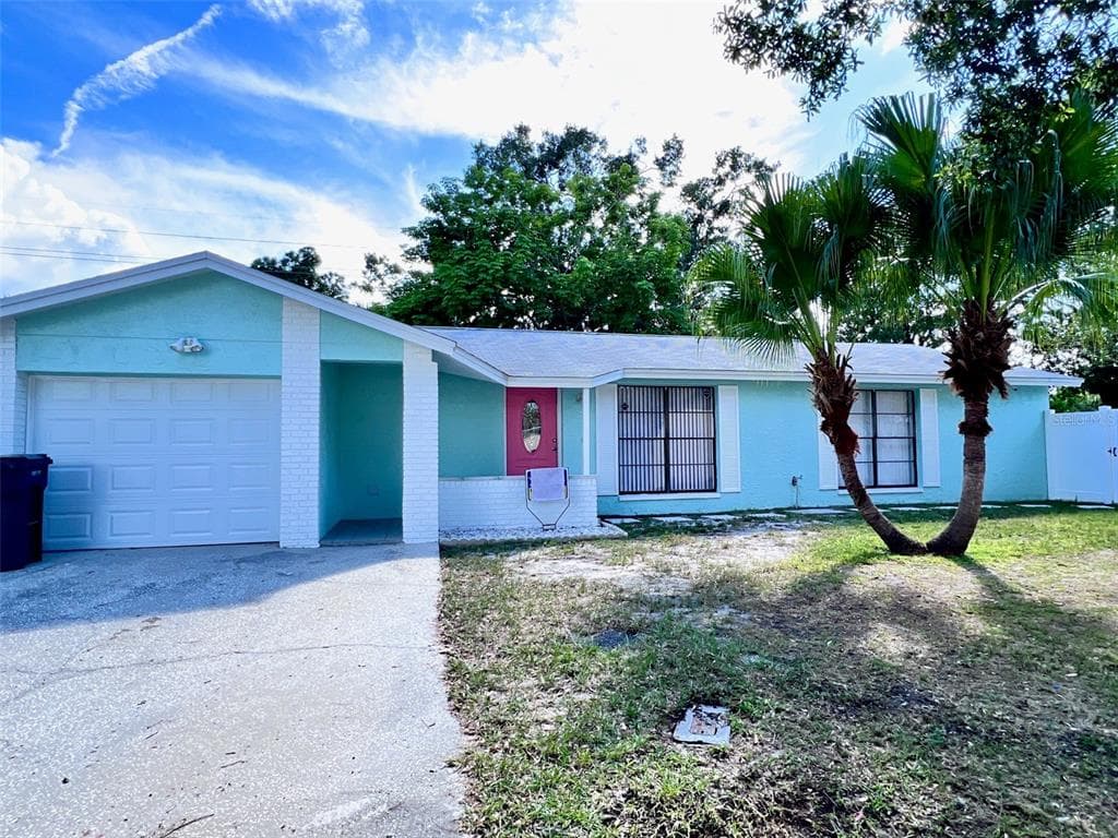6702 WILLOW SPRING COURT TAMPA, FL 33615