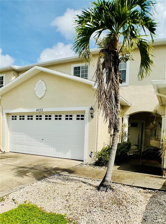 4052 ALAN DRIVE