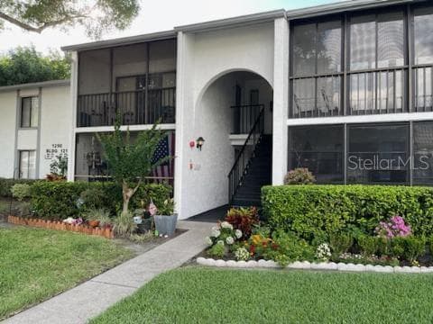 1290 PINE RIDGE CIRCLE E UNIT A2 TARPON SPRINGS, FL 34688