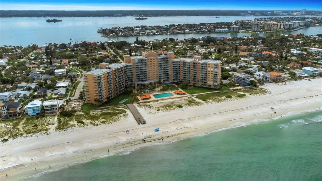 880 MANDALAY AVENUE UNIT C1208 CLEARWATER BEACH, FL 33767