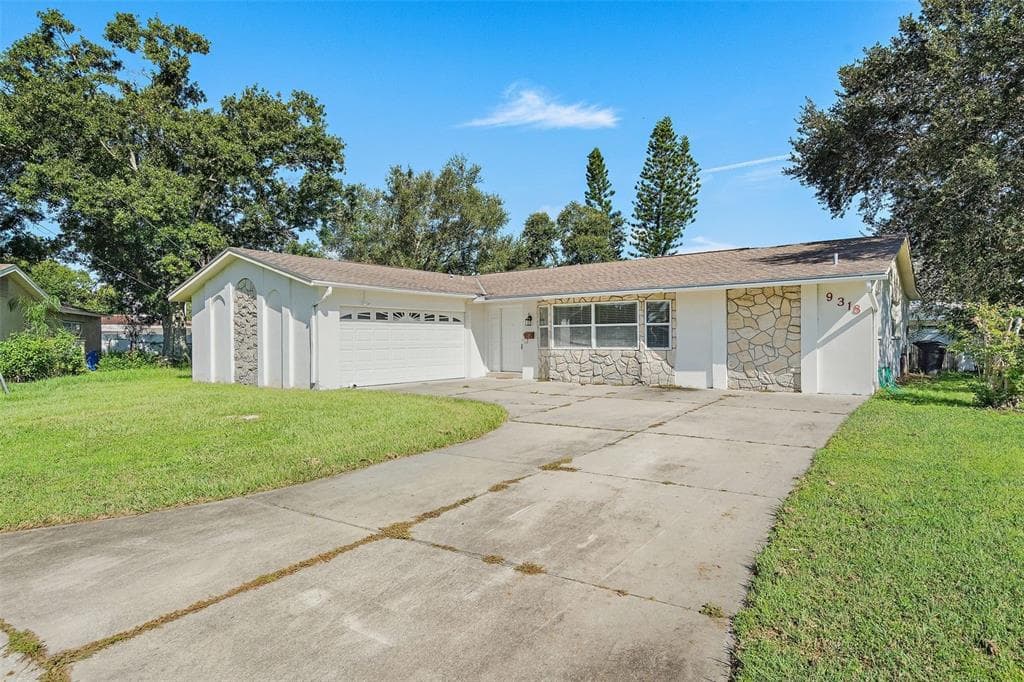 9318 1ST STREET N ST PETERSBURG, FL 33702