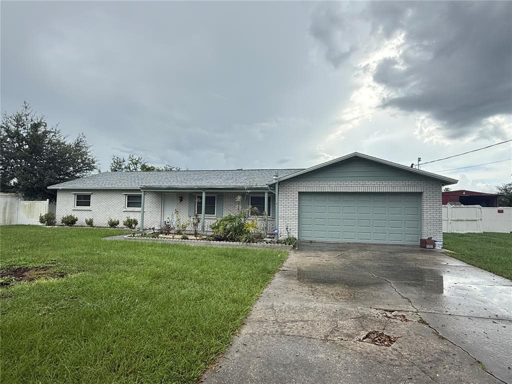 6202 BRANDON CIR RIVERVIEW, FL 33578
