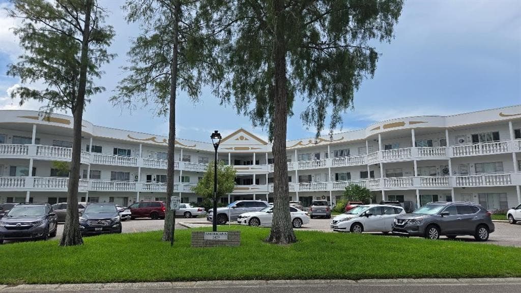 2429 ECUADORIAN WAY UNIT 63 CLEARWATER, FL 33763