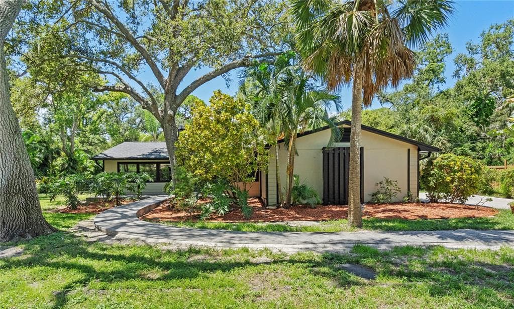 7250 128TH STREET SEMINOLE, FL 33776