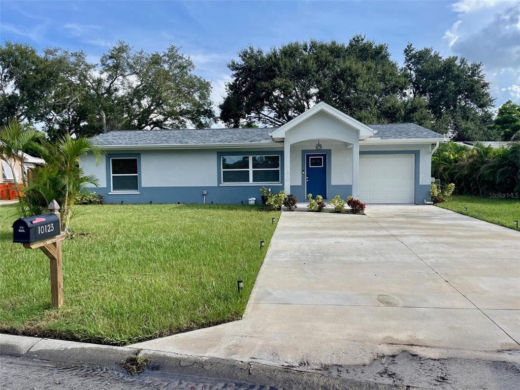 10123 52ND AVENUE N ST PETERSBURG, FL 33708
