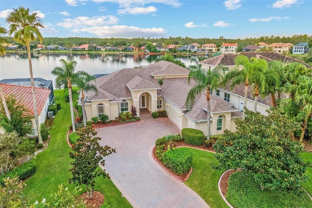 10521 BERMUDA ISLE DRIVE TAMPA, FL 33647