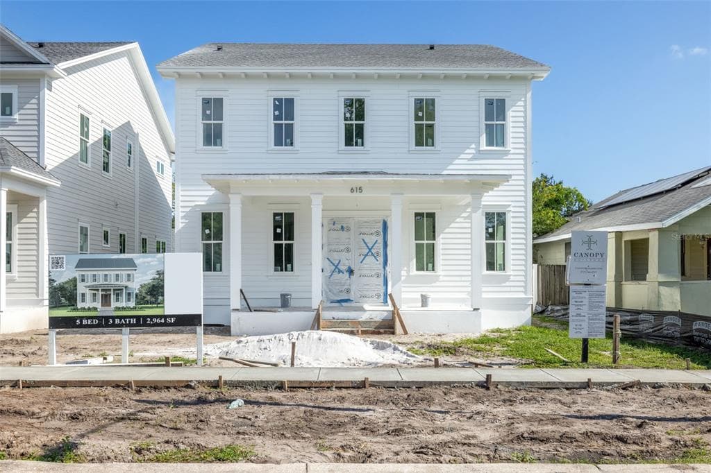 615 37TH AVENUE N ST PETERSBURG, FL 33704